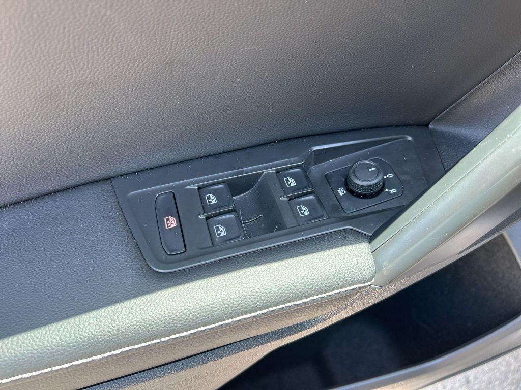 used 2024 Volkswagen Tiguan car, priced at $22,897
