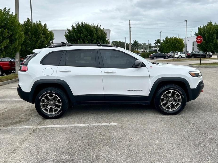 used 2021 Jeep Cherokee car, priced at $22,993