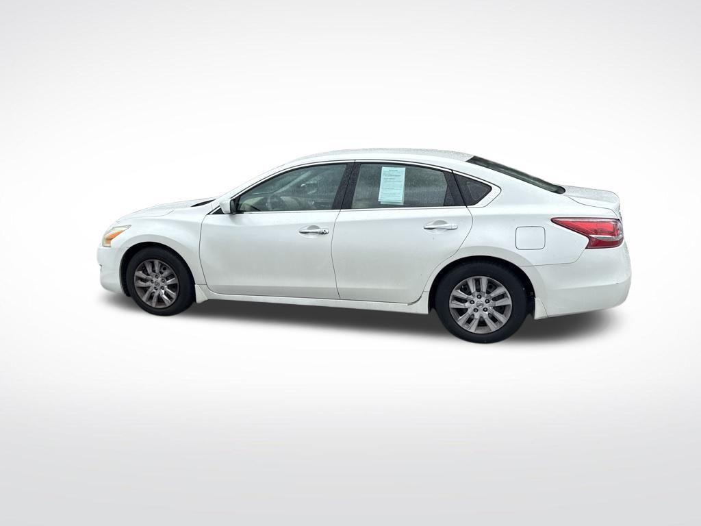 used 2013 Nissan Altima car, priced at $2,999