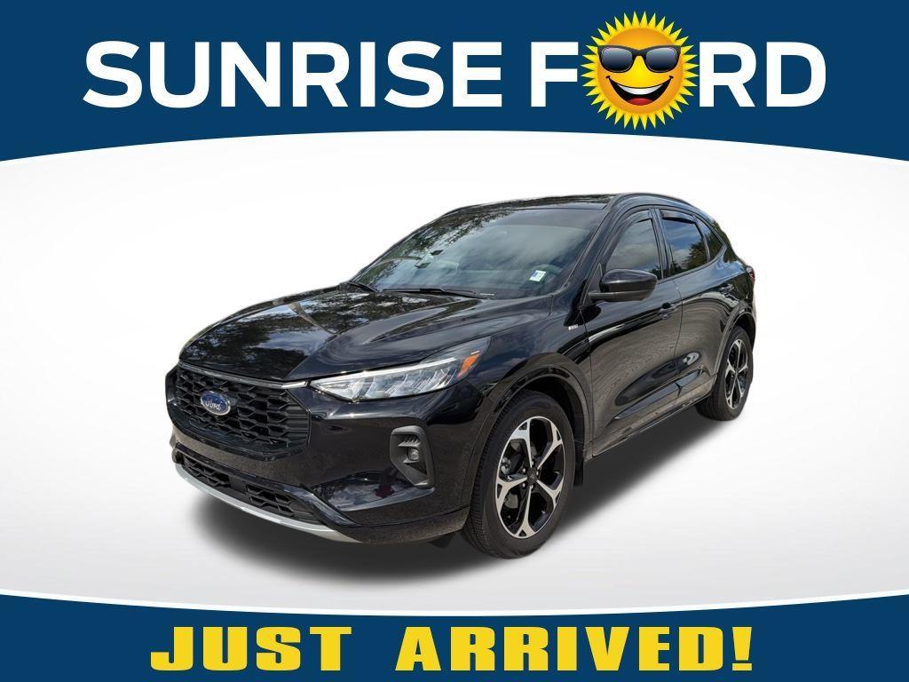 used 2023 Ford Escape car, priced at $26,735
