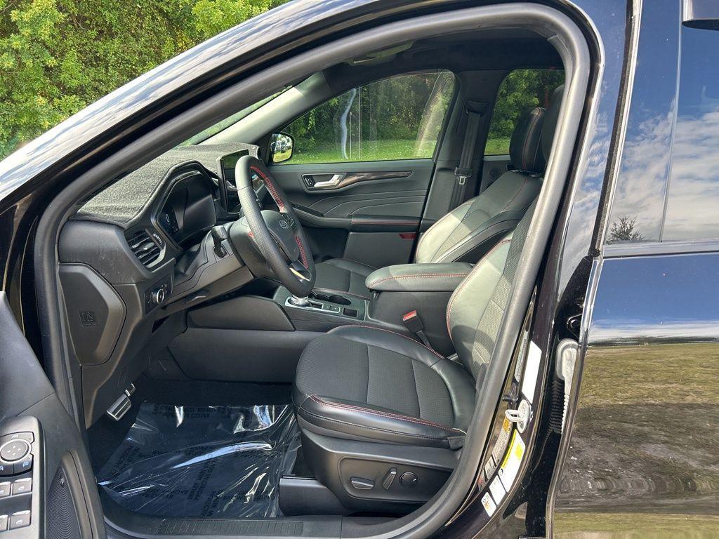 used 2023 Ford Escape car, priced at $23,798