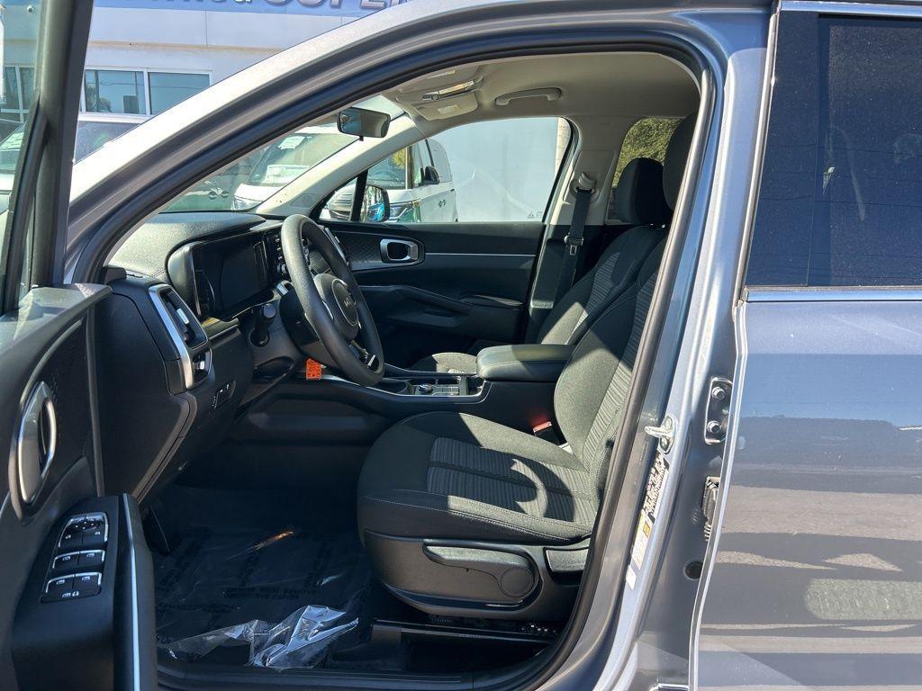 used 2023 Kia Sorento car, priced at $19,995