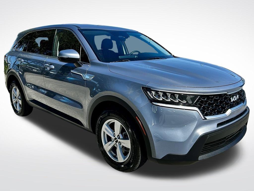 used 2023 Kia Sorento car, priced at $19,995