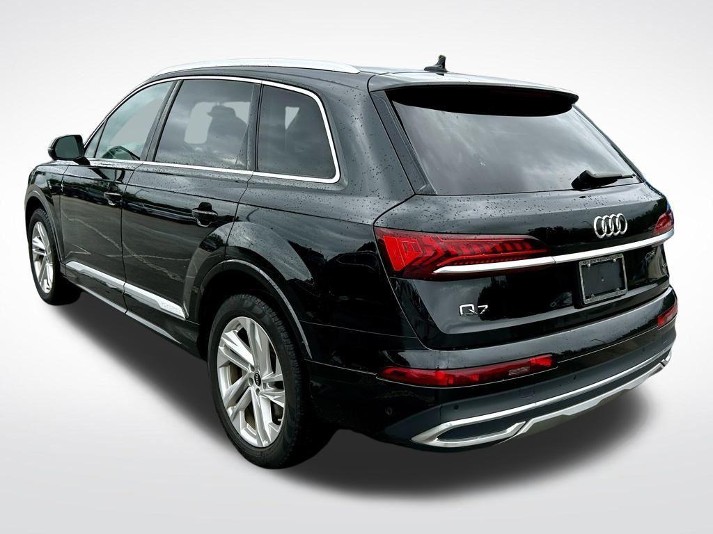 used 2022 Audi Q7 car, priced at $27,635