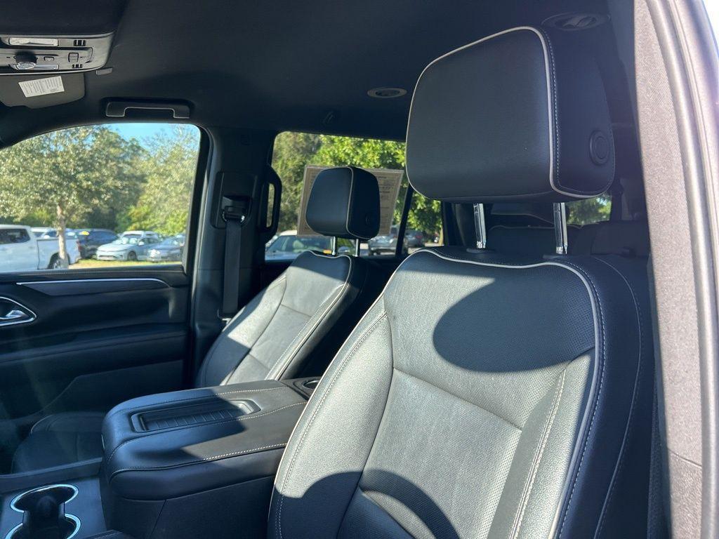 used 2023 GMC Yukon car, priced at $43,995