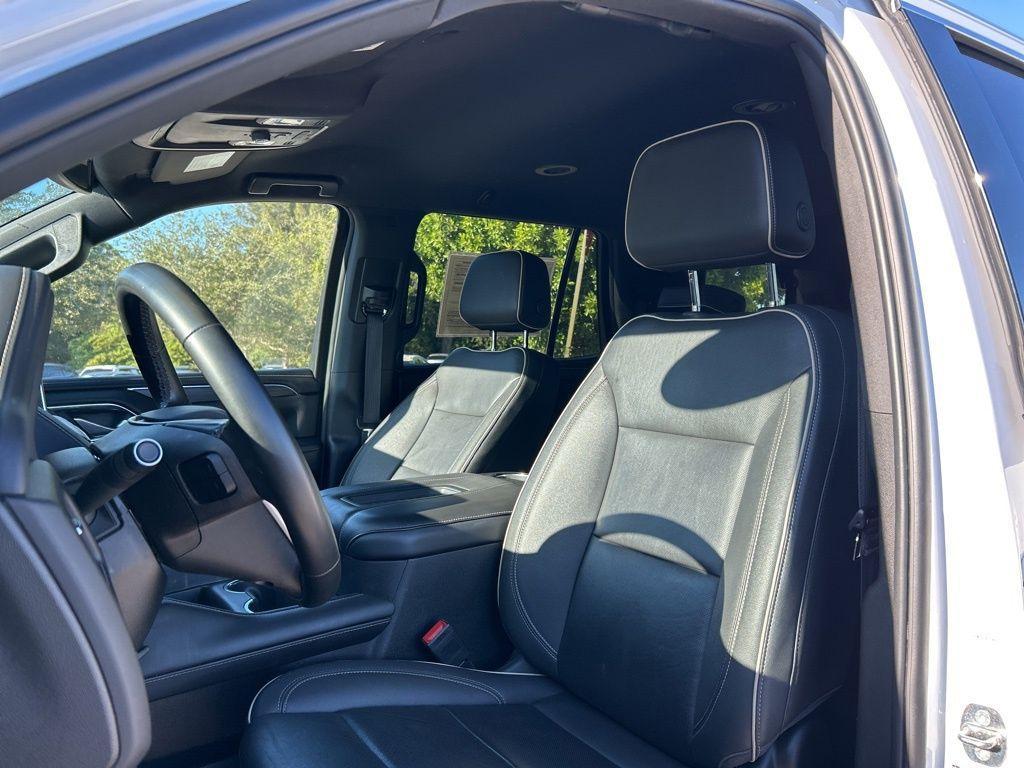 used 2023 GMC Yukon car, priced at $43,995