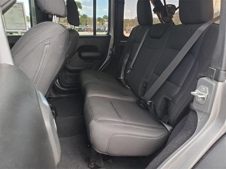 used 2019 Jeep Wrangler Unlimited car, priced at $27,774