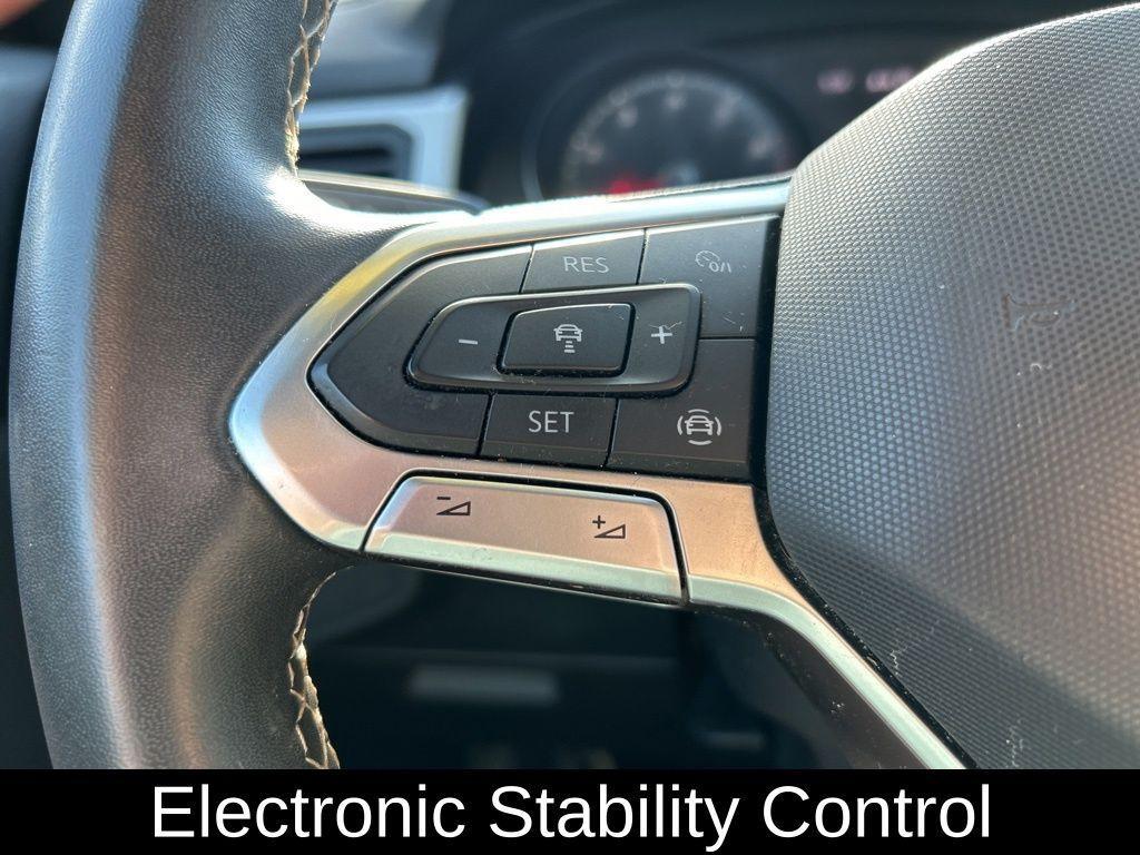 used 2021 Volkswagen Atlas Cross Sport car, priced at $14,995