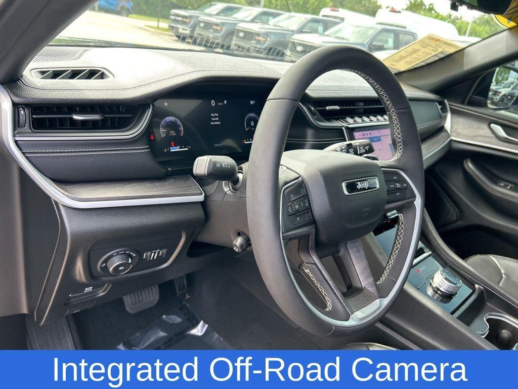 used 2024 Jeep Grand Cherokee L car, priced at $33,995