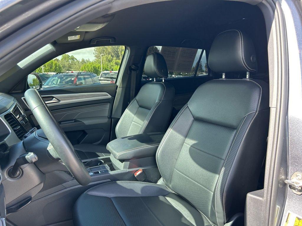 used 2022 Volkswagen Atlas Cross Sport car, priced at $18,995