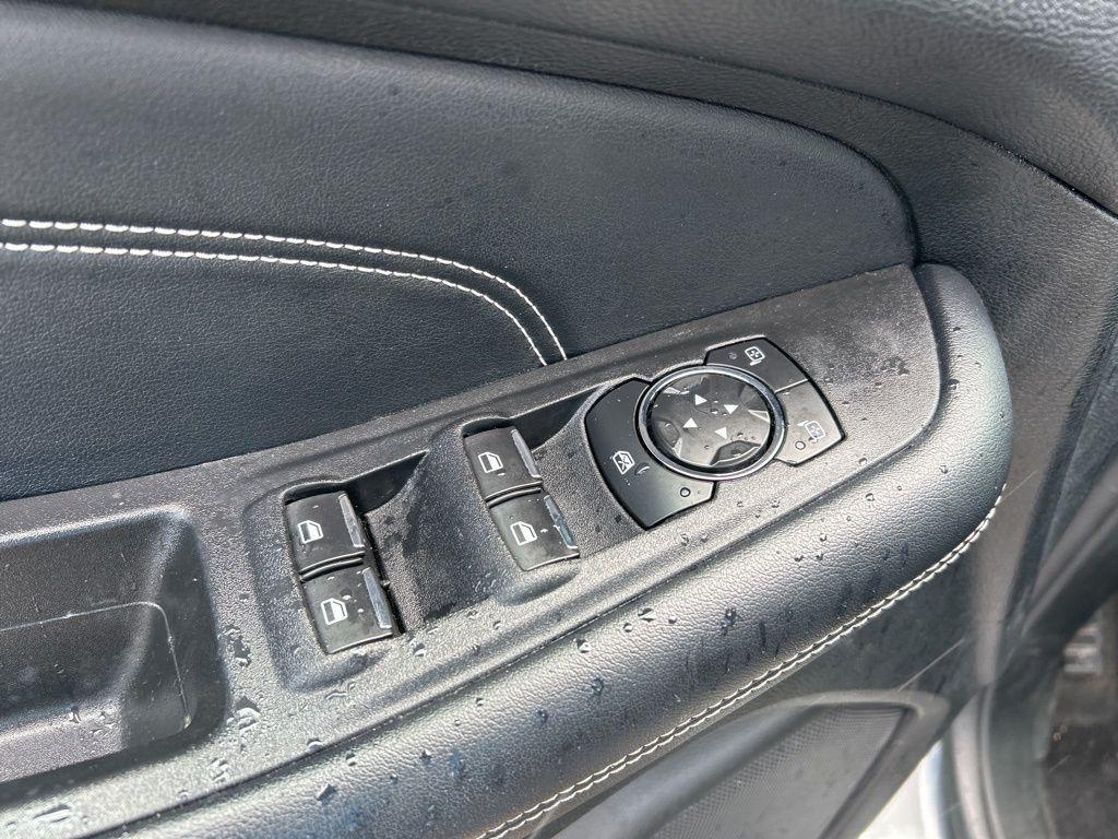 used 2022 Ford Edge car, priced at $18,798