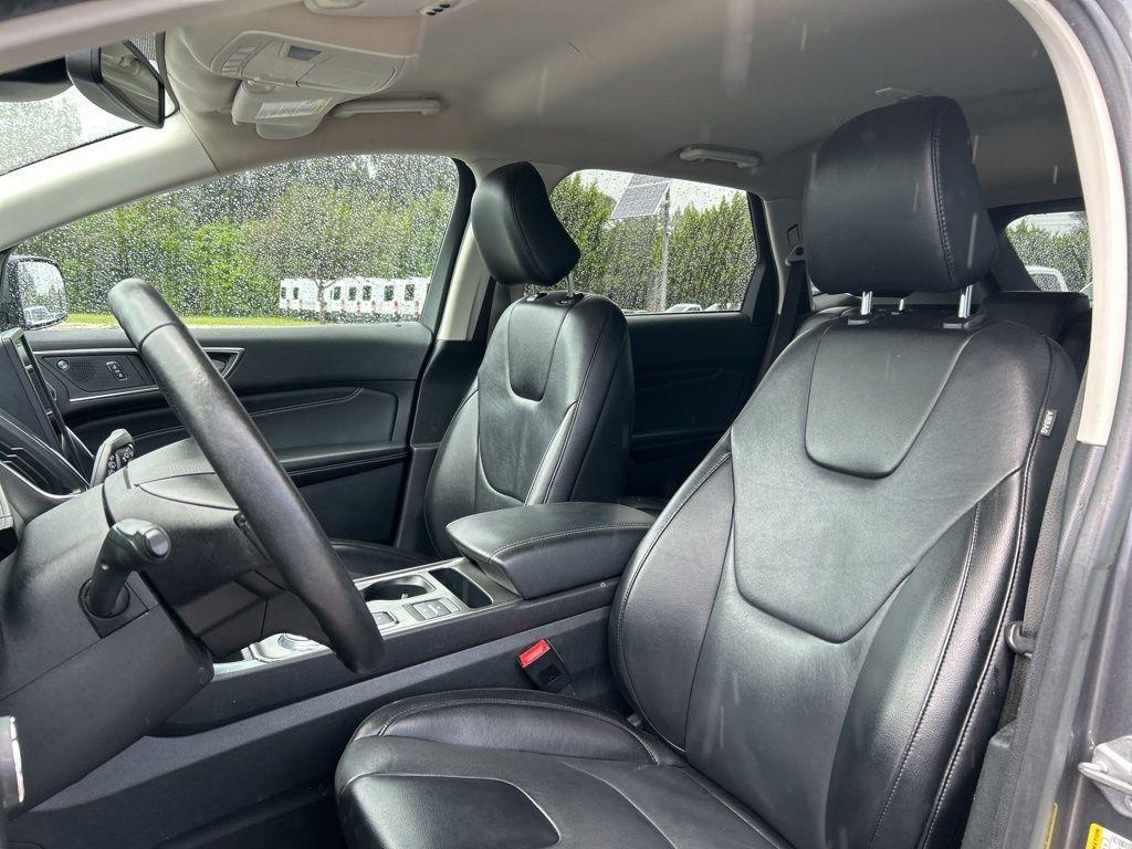 used 2022 Ford Edge car, priced at $18,798