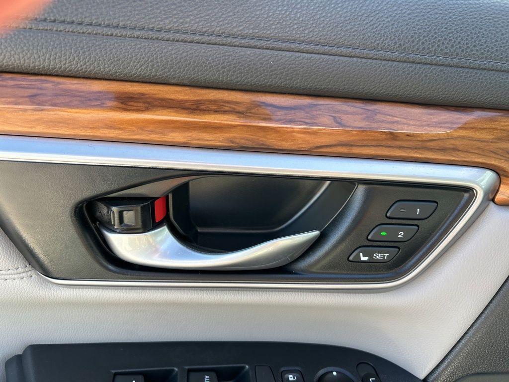 used 2020 Honda CR-V car, priced at $20,595