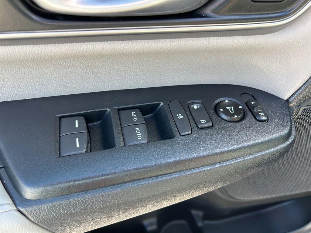 used 2020 Honda CR-V car, priced at $20,595