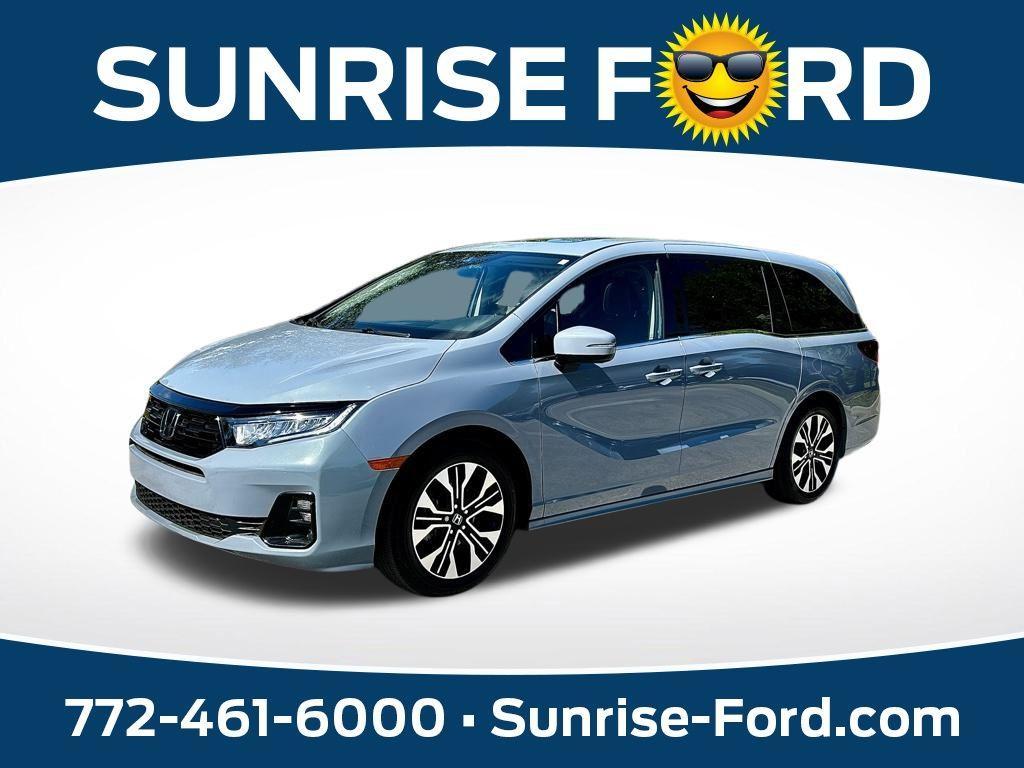 used 2025 Honda Odyssey car, priced at $45,497