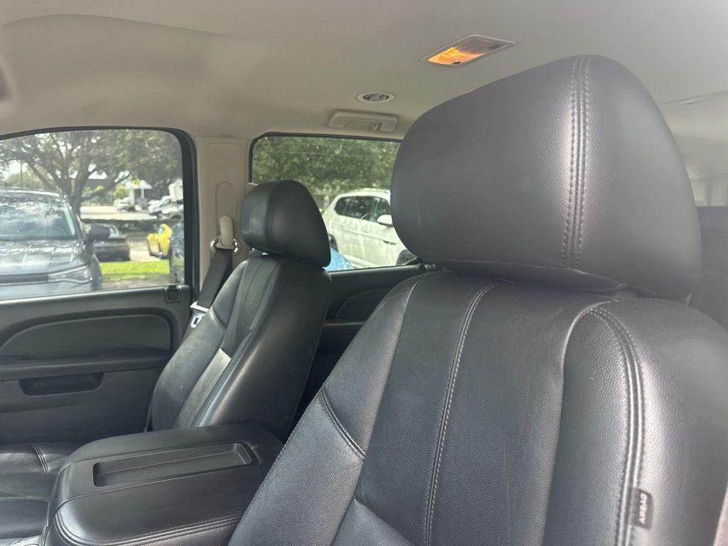 used 2010 Chevrolet Suburban car, priced at $7,497
