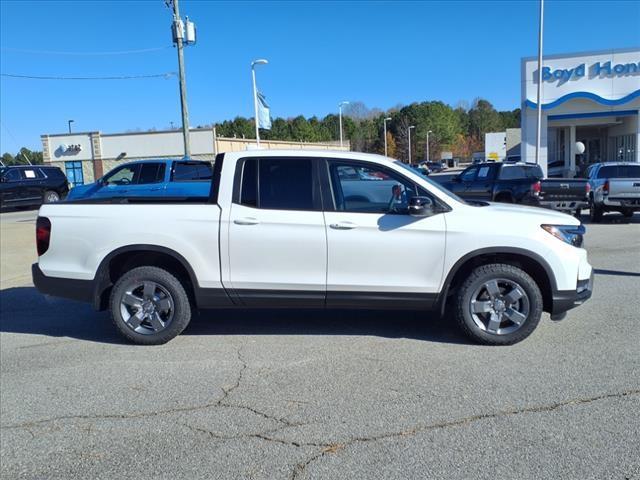 new 2025 Honda Ridgeline car