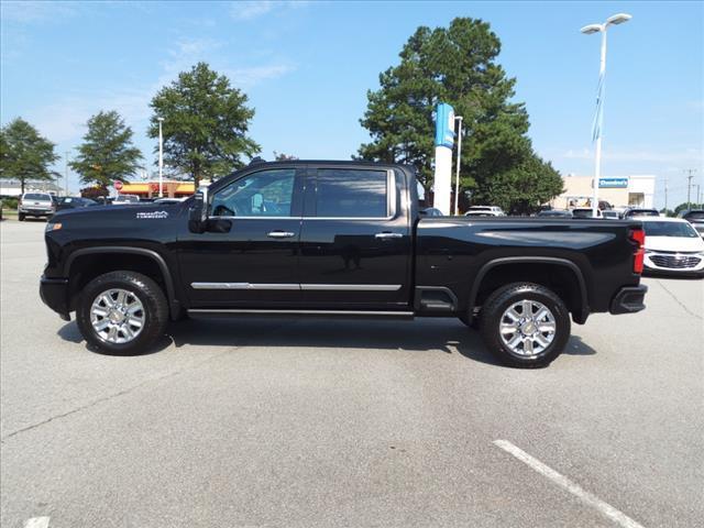 used 2024 Chevrolet Silverado 2500 car, priced at $64,221