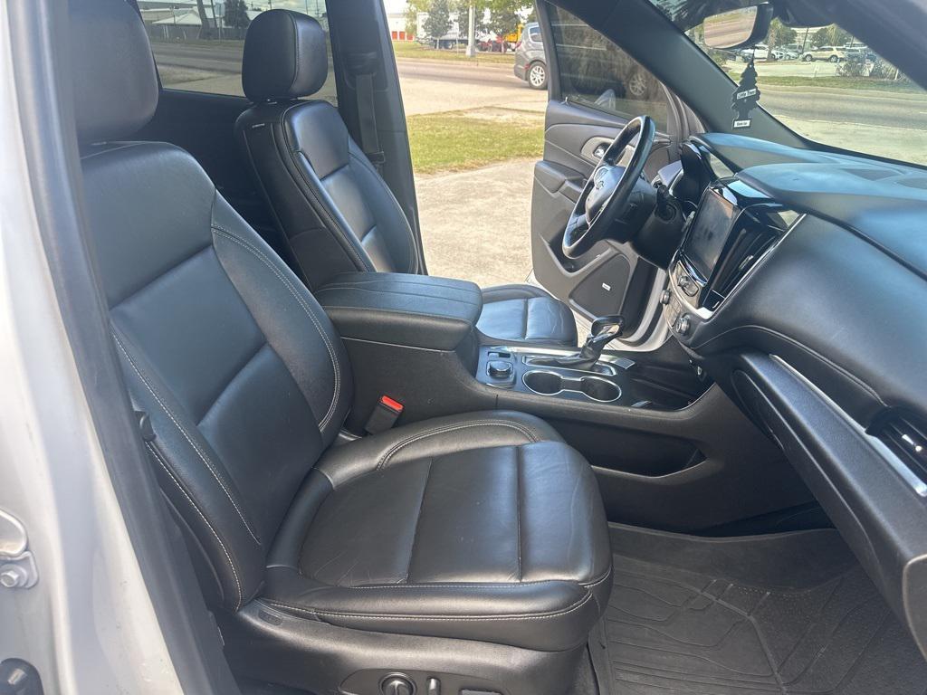 used 2022 Chevrolet Traverse car, priced at $21,890