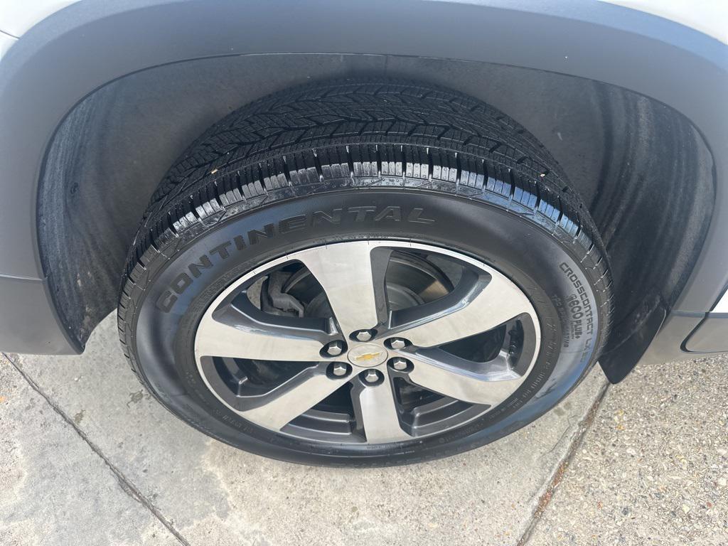 used 2022 Chevrolet Traverse car, priced at $21,890