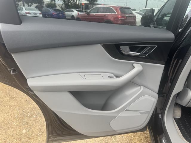 used 2019 Audi Q7 car, priced at $23,700