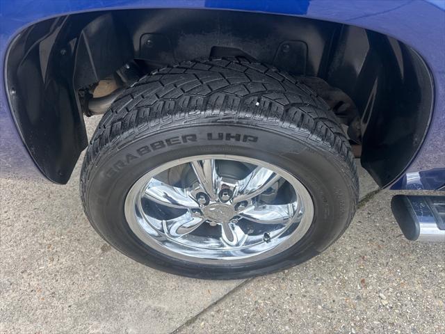 used 2013 Chevrolet Avalanche car, priced at $18,700