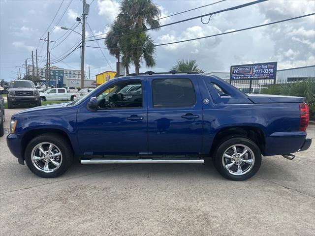 used 2013 Chevrolet Avalanche car, priced at $18,700