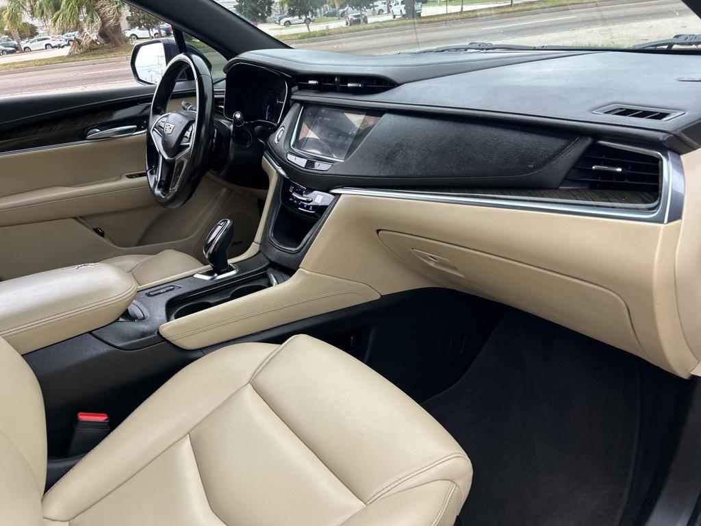 used 2019 Cadillac XT5 car, priced at $14,800