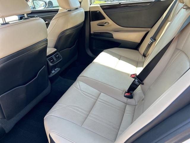 used 2020 Lexus ES 350 car, priced at $34,734