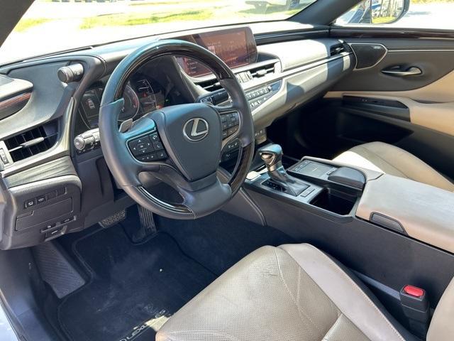 used 2020 Lexus ES 350 car, priced at $34,734