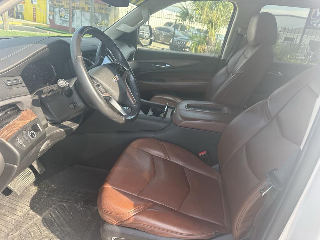 used 2019 Cadillac Escalade ESV car, priced at $30,000