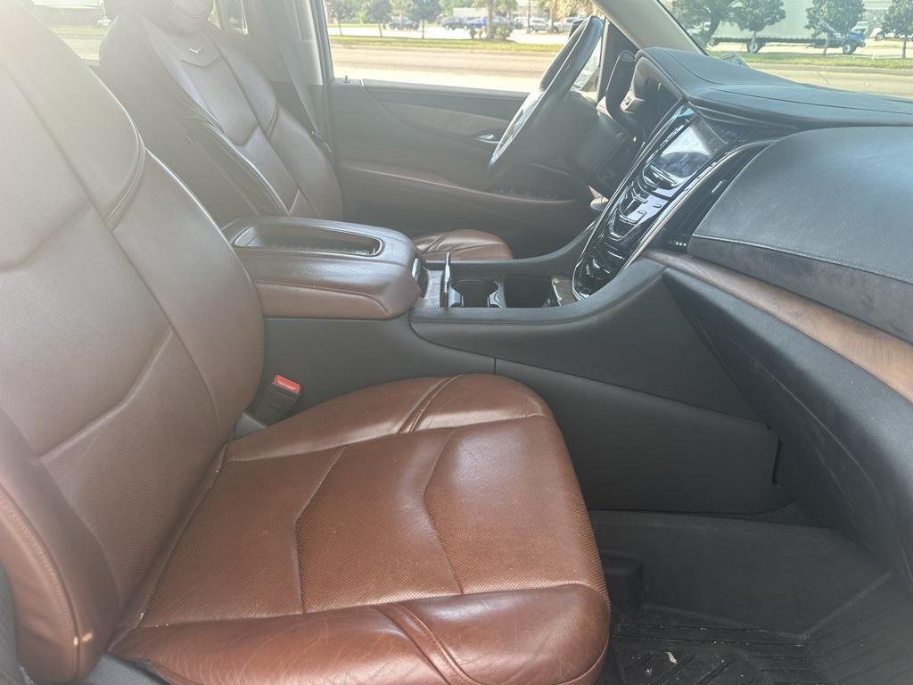 used 2019 Cadillac Escalade ESV car, priced at $30,000