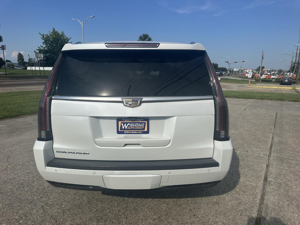 used 2019 Cadillac Escalade ESV car, priced at $30,000