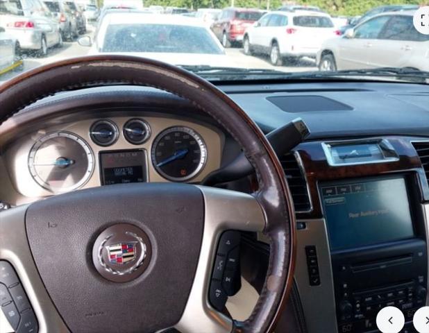 used 2010 Cadillac Escalade ESV car, priced at $16,990