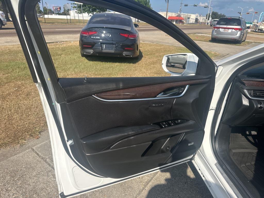 used 2016 Cadillac XTS car, priced at $13,500