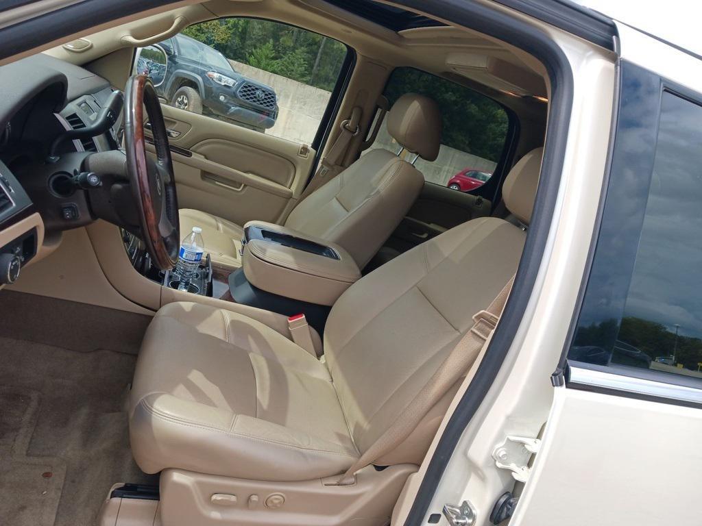 used 2013 Cadillac Escalade car, priced at $18,990