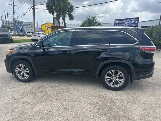 used 2014 Toyota Highlander car, priced at $16,995
