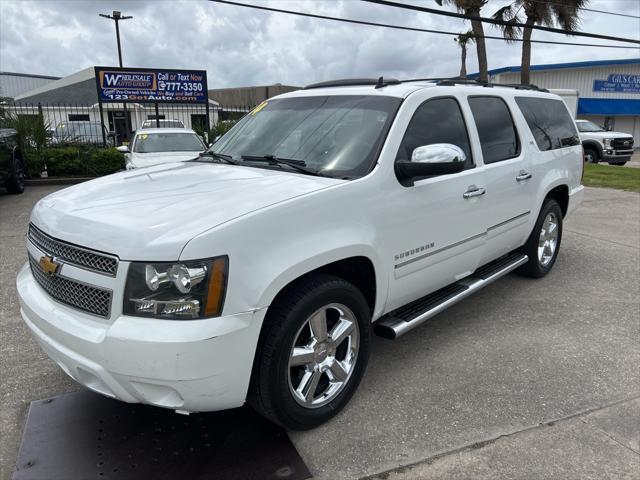 used 2014 Chevrolet Suburban car, priced at $16,500
