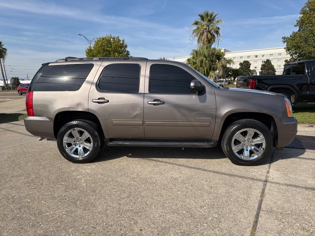 used 2014 GMC Yukon car, priced at $15,990