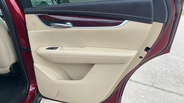 used 2017 Cadillac XT5 car, priced at $18,490