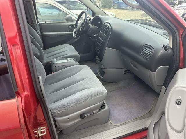 used 2005 Dodge Grand Caravan car, priced at $7,990