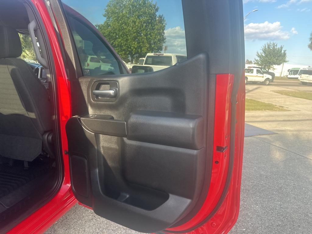 used 2024 Chevrolet Silverado 1500 car, priced at $29,990