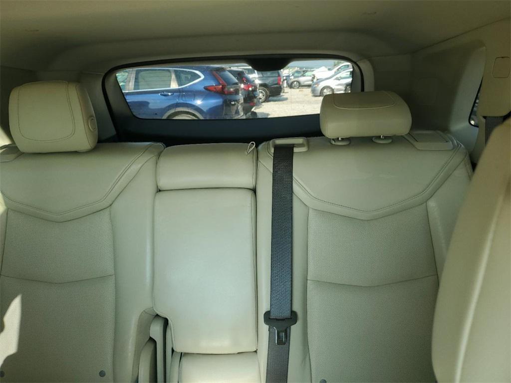 used 2017 Cadillac XT5 car, priced at $17,990