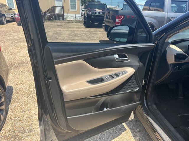 used 2020 Hyundai Santa Fe car, priced at $16,990