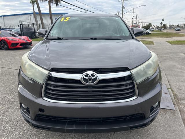 used 2015 Toyota Highlander car, priced at $17,500