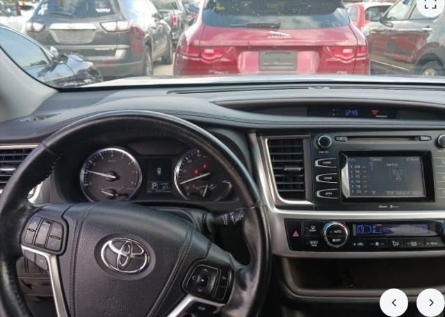 used 2015 Toyota Highlander car, priced at $17,990