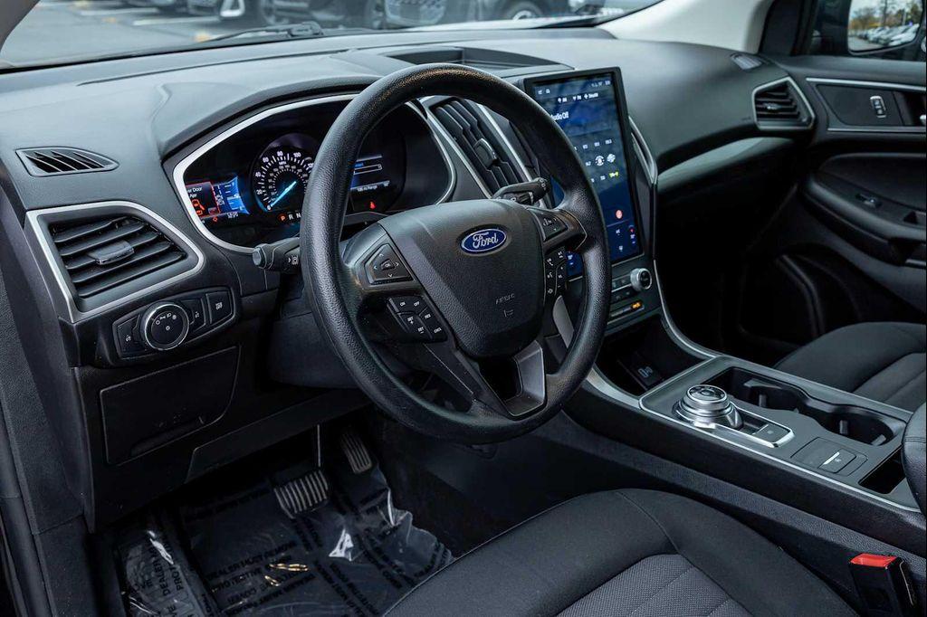 used 2021 Ford Edge car, priced at $18,999