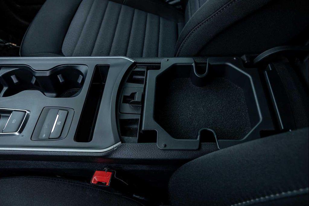 used 2021 Ford Edge car, priced at $18,999