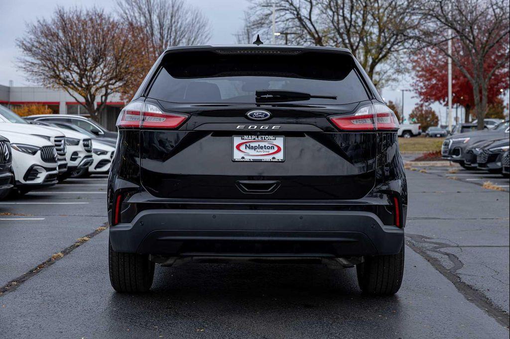used 2021 Ford Edge car, priced at $18,999