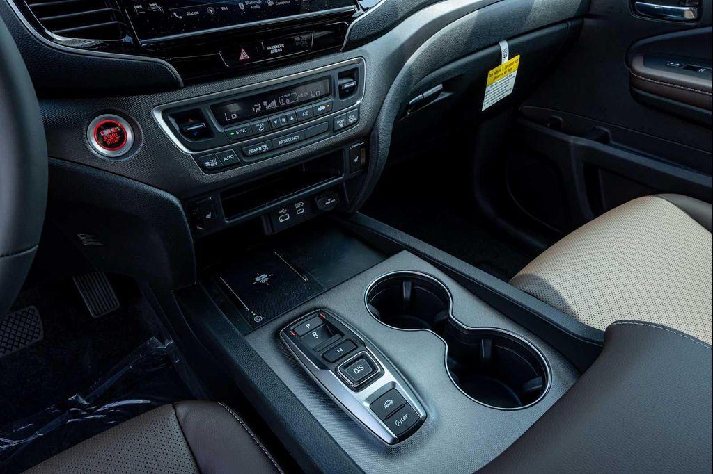 new 2025 Honda Ridgeline car, priced at $42,135